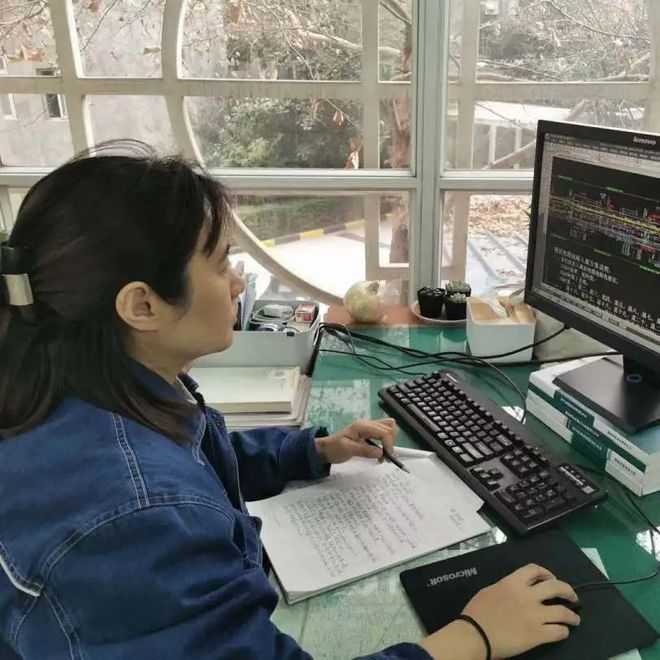 电网“花木兰”快来一睹为快!(图12) 电网“花木兰”快来一睹为快!(图12)