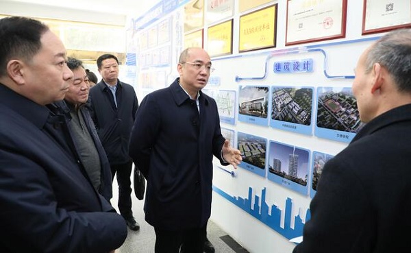 市长黄钫调研全市勘察设计行业发展情况时强调