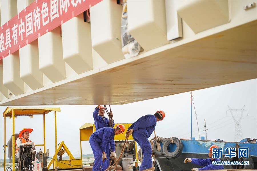 雅中至江西特高压输电工程建设有序推进(图3) 雅中至江西特高压输电工程建设有序推进(图3)