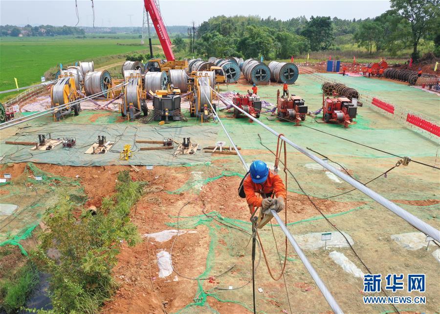 雅中至江西特高压输电工程建设有序推进(图5) 雅中至江西特高压输电工程建设有序推进(图5)
