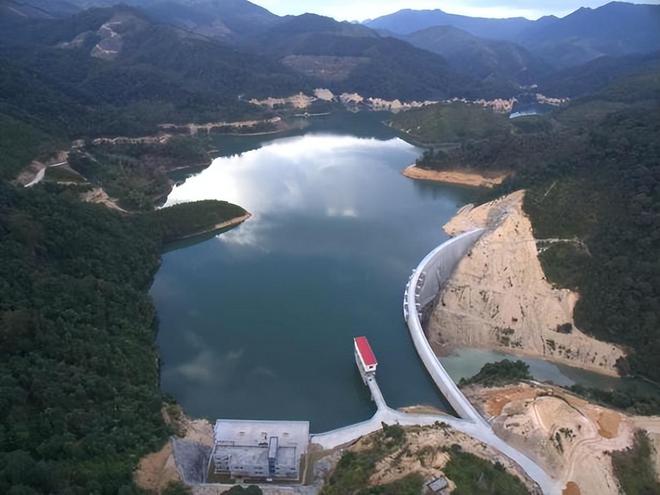 美国工程师:摸不透中国人大力兴建水力发电却不知其中的危害(图30) 美国工程师:摸不透中国人大力兴建水力发电却不知其中的危害(图30)