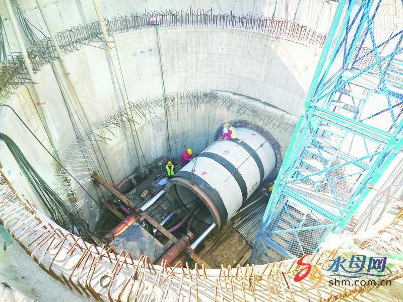 烟台：朝阳站胜利路北马路段电力管廊工程贯通