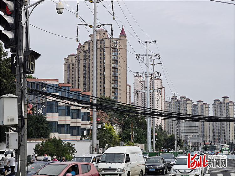 石家庄平安大街架空电力线入地工程启动：“蜘蛛网”入地 城市上空更美丽