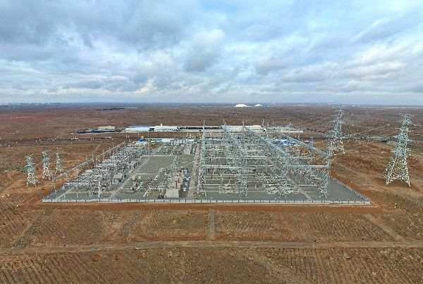 新疆甘泉堡750千伏变电站工程投运