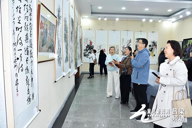 文水县举办刘胡兰英雄民兵班成立60周年书画展