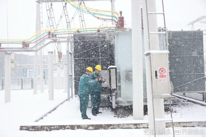 大雪来袭国网济南供电公司保供电暖民心