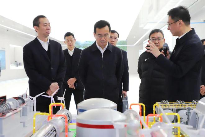 张爱军到广东电网公司进行考察对接：以强劲电力支撑合力推动高质量发展